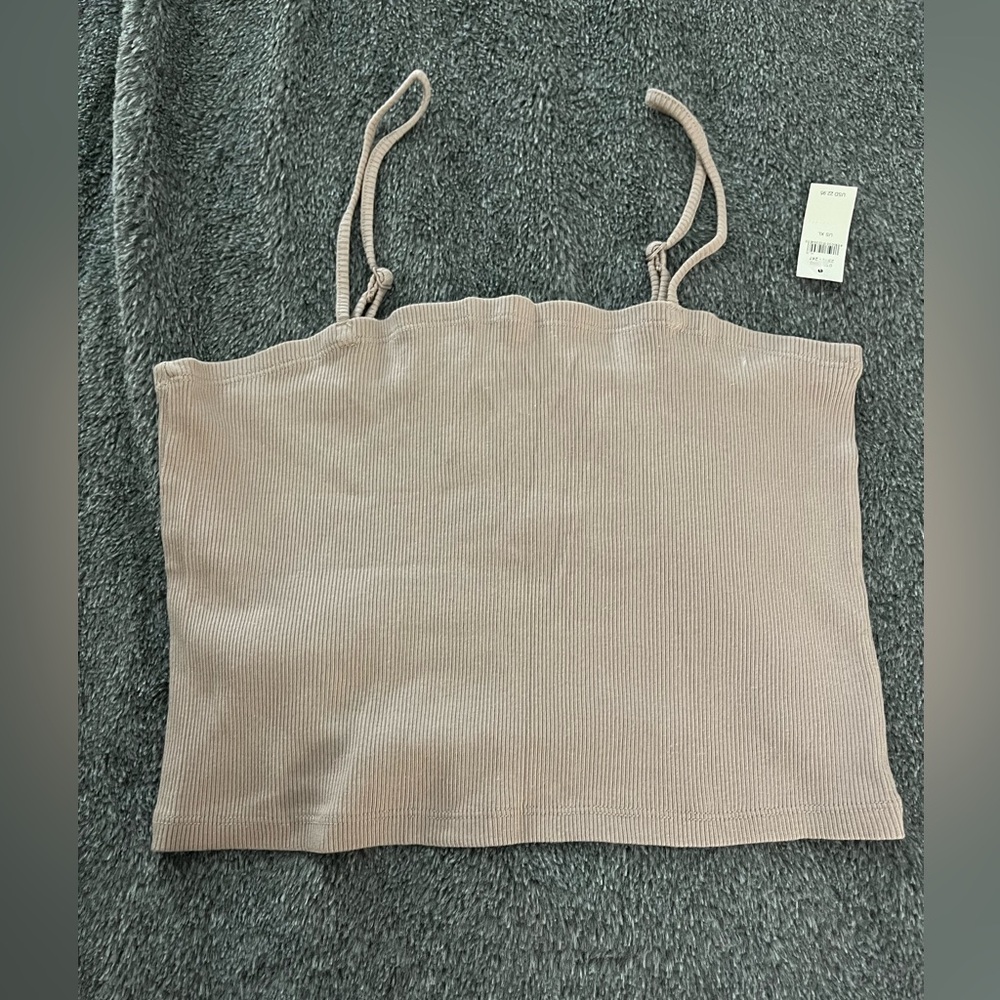 American Eagle size XL Beige Ribbed Crop Top